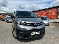 TOYOTA PROACE